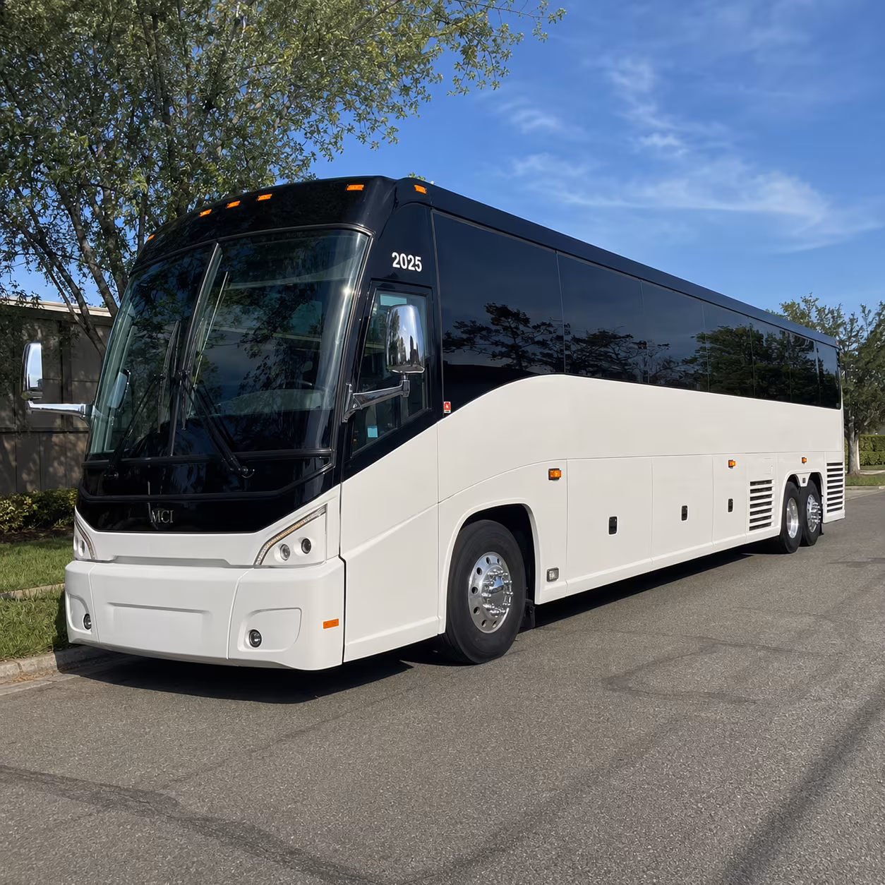 group rides to shows at the ut tyler cowan center